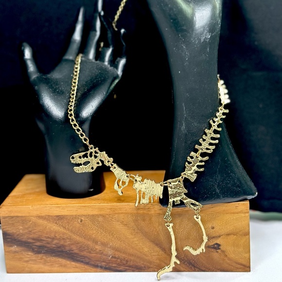 T-Rex - Picture 3 of 4